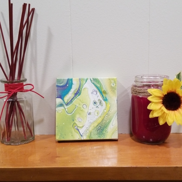 5"x5" Handmade Paint Pour - Picture 5 of 5